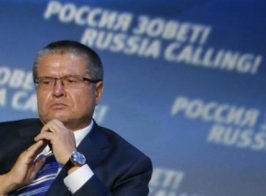 وزير روسي يتوقع استمرار العقوبات الغربية عشرات السنين