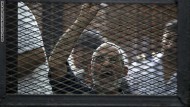EGYPT-POLITICS-UNREST-TRIAL-ISLAMISTS