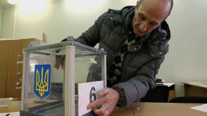 141025153706_ukraine_ballot_box_polling_station_kiev_640x360_reuters_nocredit