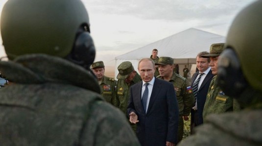 150930134243_putin_officers_aviation_640x360_ap_nocredit