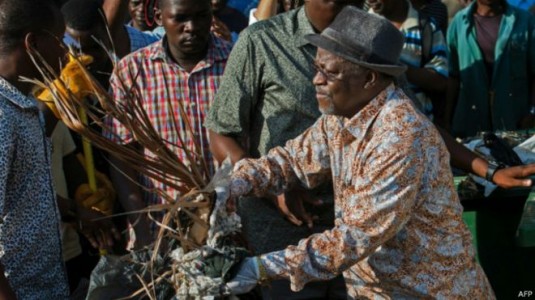151209152132_tanzanian_president_john_magufuli__640x360_afp