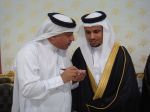 4- العريس ينقل التهاني للزميل بوعبدالاله