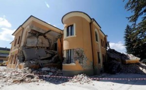 ارتفاع عدد قتلى زلزال إيطاليا إلى 267