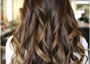 long-curly-hair-back-view-462x330
