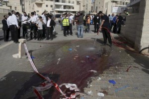 الفلسطينيون يواصلون هجماتهم وكيري يسعى لتهدئة العنف