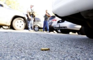 مقتل اثنين من المشتبه بهم بعد اطلاق نار في كاليفورنيا أودى بحياة 14
