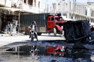 مقاتلون إسلاميون يقولون انهم سيطروا على قاعدة عسكرية في إدلب السورية
