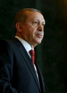 إردوغان للاتحاد الأوروبي: تركيا قد تفتح أبوابها للمهاجرين للسفر لأوروبا