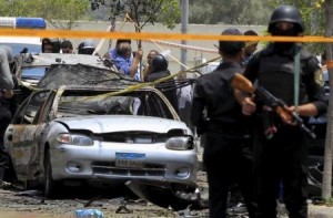 مصدر: مصر تلقي القبض على 6 أشخاص على صلة باغتيال النائب العام