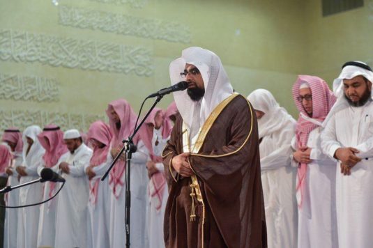 بالصور..-المغامسي-يستعرض-تلك-الأيام-أمام-الآلاف-في-جامع-الملك-عبدالله-8