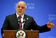 رئيس الوزراء العراقي حيدر العبادي يتحدث في واشنطن بالولايات المتحدة يوم 22 مارس آذار 2017. تصوير: جوشوا روبرتس - رويترز